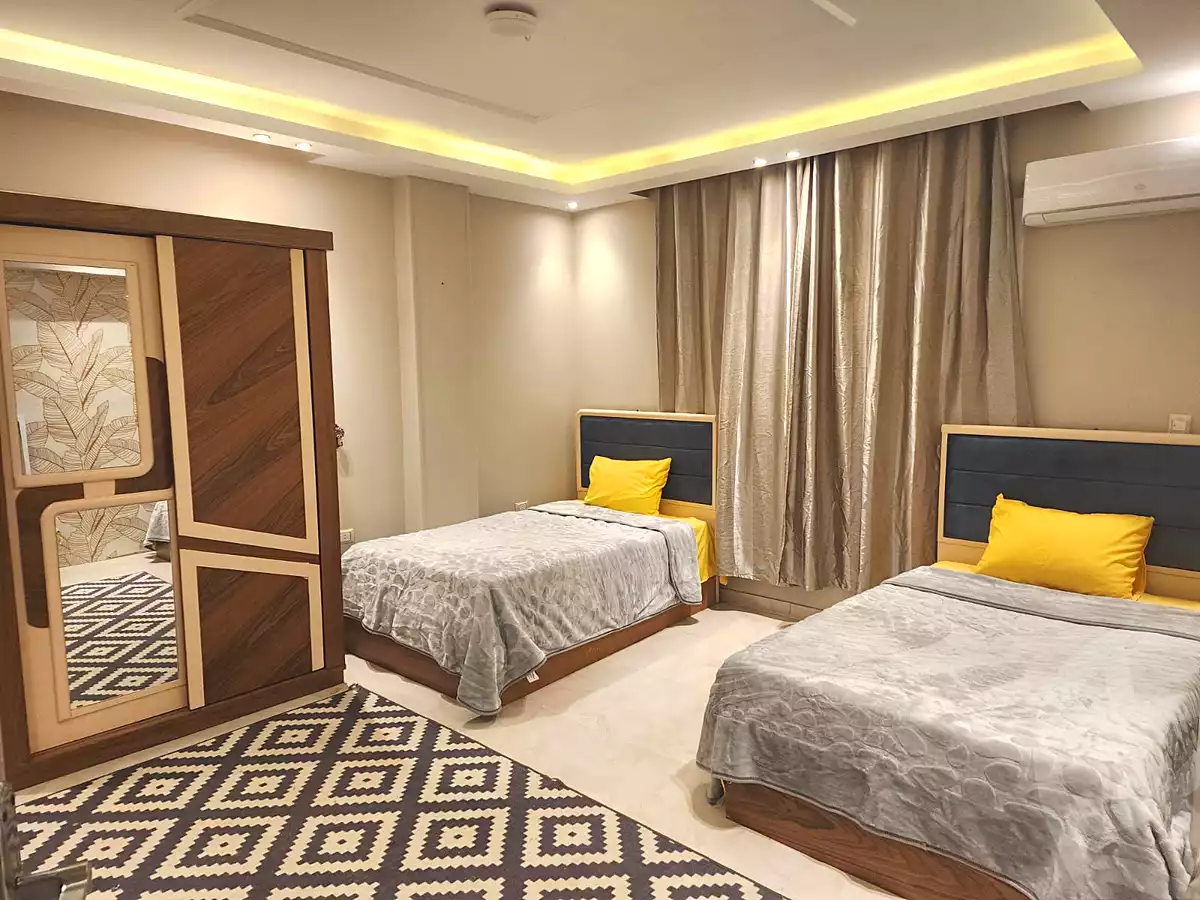 https://aqarmap.com.eg/ar/listing/6705379-for-rent-cairo-6th-of-october-el-ahyaa-neighborhood-1st-seventh-neighborhood