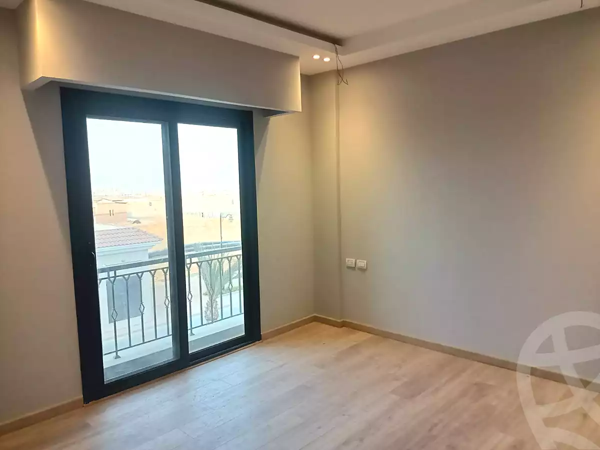 https://aqarmap.com.eg/ar/listing/6702249-for-rent-cairo-el-sheikh-zayed-city-compounds-kmbwnd-fyldj-wyst-dr-llttwyr