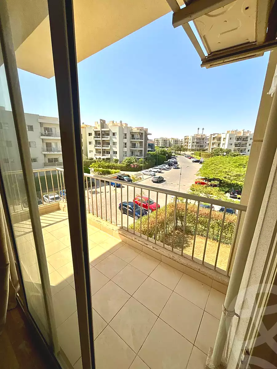 https://aqarmap.com.eg/ar/listing/6705677-for-rent-cairo-el-sheikh-zayed-city-compounds-dh-drys