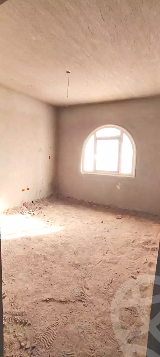 https://aqarmap.com.eg/ar/listing/6705734-for-sale-cairo-new-cairo-compounds-kmbwnd-jryn-twn-trw-llttwyr