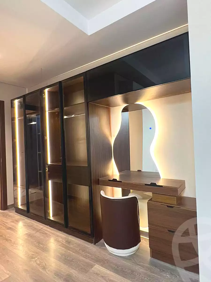 https://aqarmap.com.eg/ar/listing/6705773-for-rent-cairo-el-sheikh-zayed-city-compounds-zyd-wr-llttwyr-park-towers-zed-el-sheikh-zayed-compound