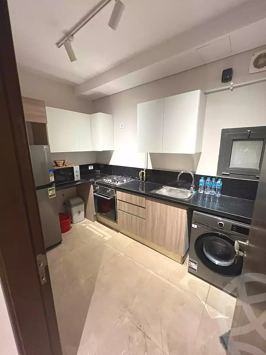 https://aqarmap.com.eg/ar/listing/6705773-for-rent-cairo-el-sheikh-zayed-city-compounds-zyd-wr-llttwyr-park-towers-zed-el-sheikh-zayed-compound