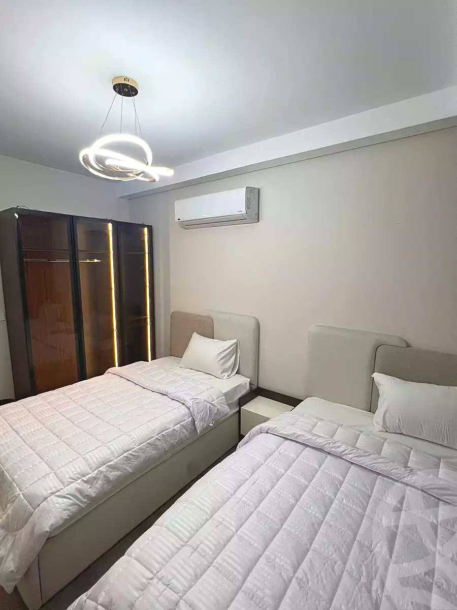 https://aqarmap.com.eg/ar/listing/6705773-for-rent-cairo-el-sheikh-zayed-city-compounds-zyd-wr-llttwyr-park-towers-zed-el-sheikh-zayed-compound