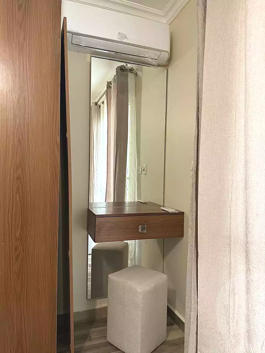 https://aqarmap.com.eg/en/listing/6705793-for-rent-cairo-el-sheikh-zayed-city-compounds-jn-zyd