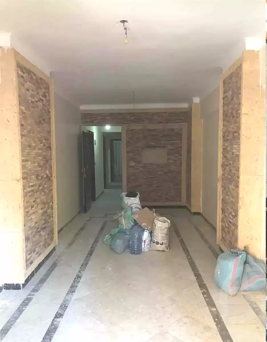 https://aqarmap.com.eg/en/listing/6706489-for-sale-alexandria-miami-el-gaish-rd-st