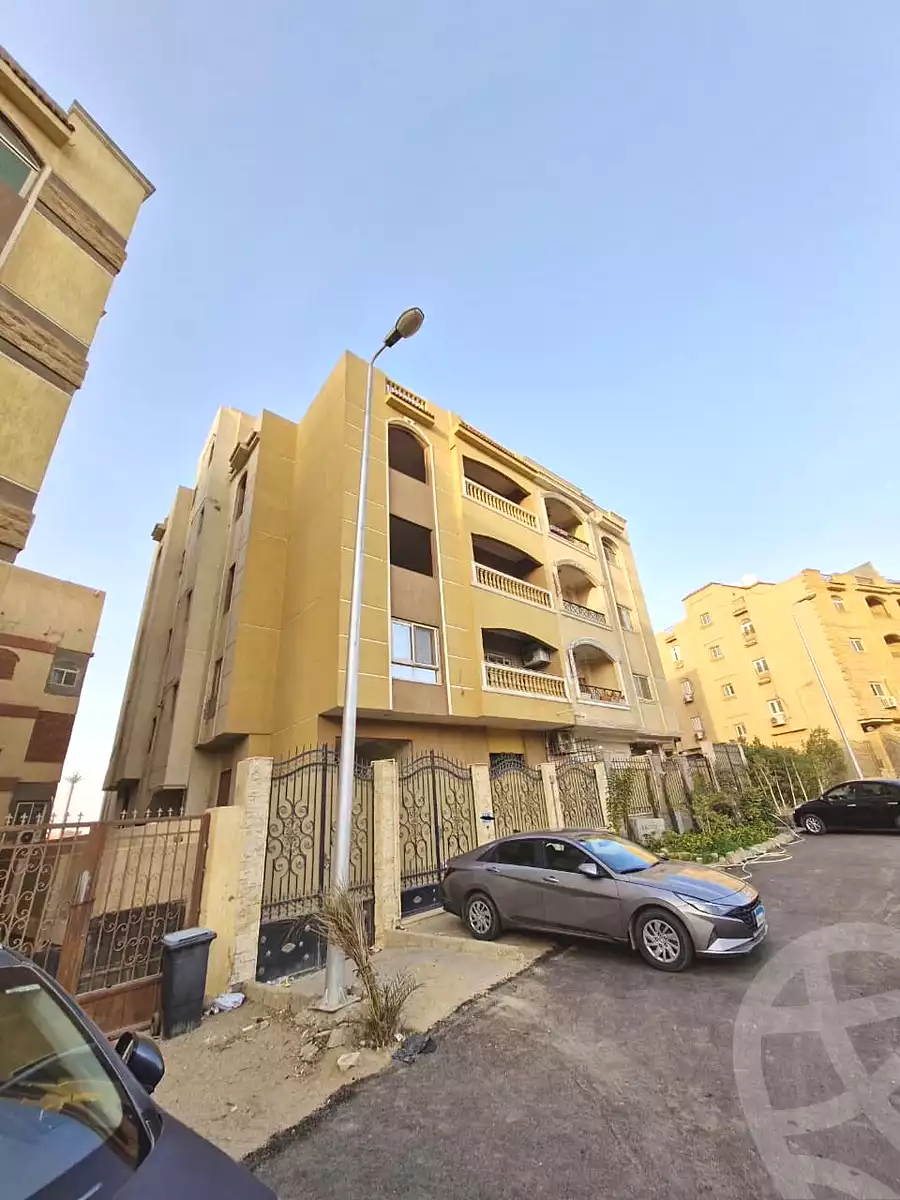 https://aqarmap.com.eg/ar/listing/6706916-for-sale-cairo-new-cairo-south-investors-gamal-abdel-nasser-st