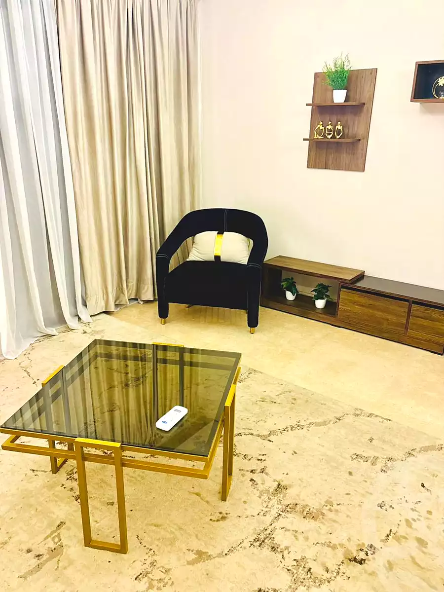 https://aqarmap.com.eg/ar/listing/6707058-for-rent-cairo-el-sheikh-zayed-city-compounds-zyd-wr-llttwyr-z-tower