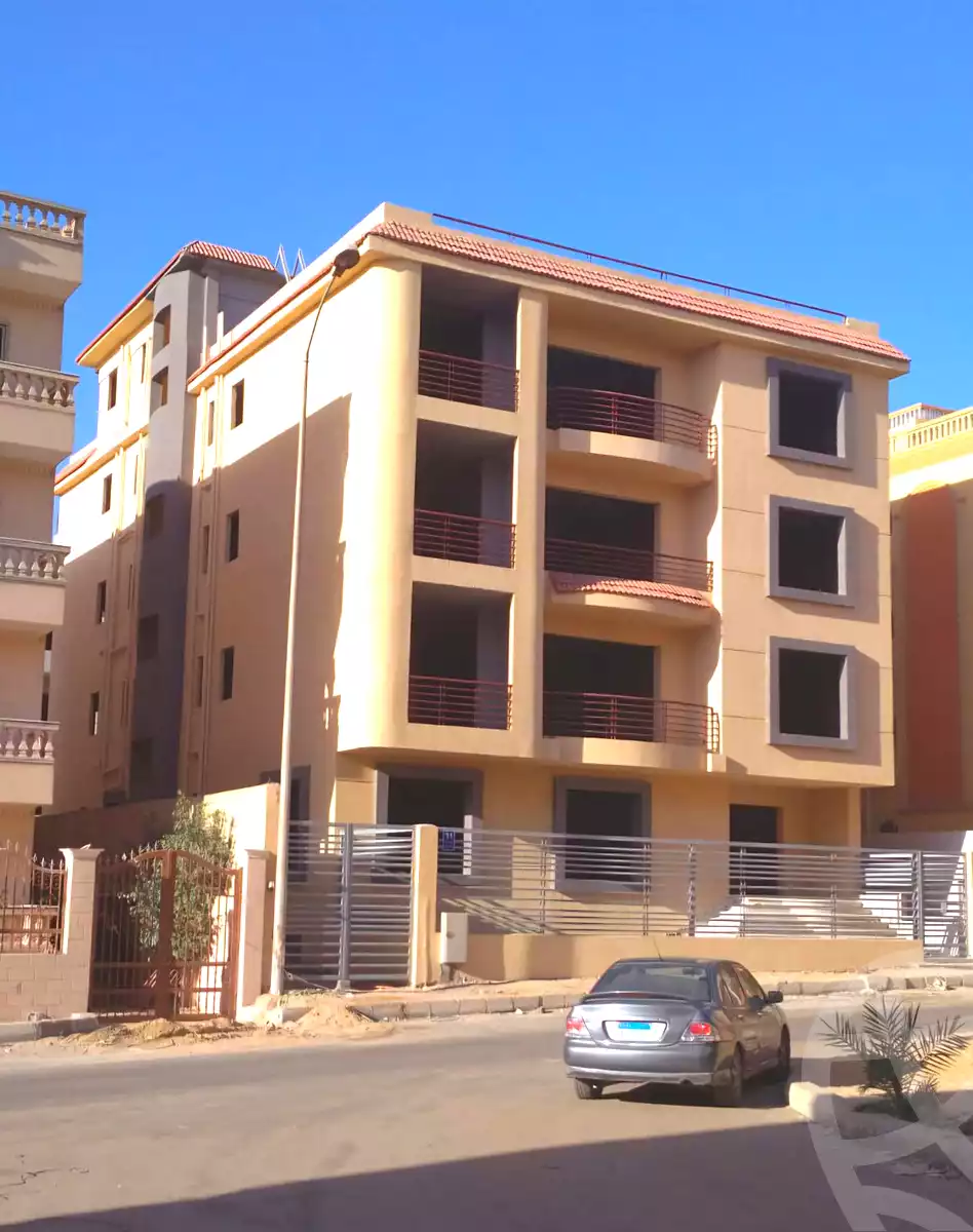 https://aqarmap.com.eg/ar/listing/6707347-for-sale-cairo-el-sheikh-zayed-city-el-hay-el-hady-ashaer-area-1-street-16