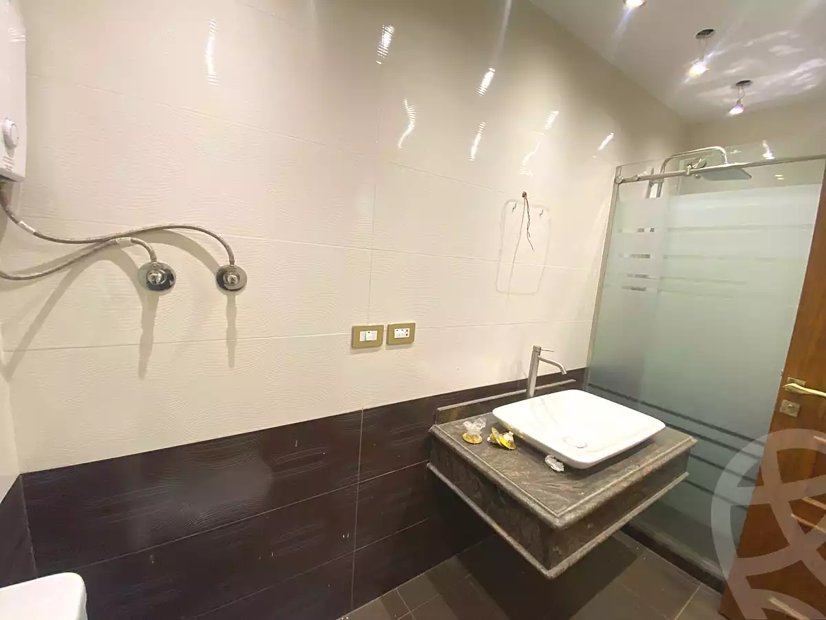 https://aqarmap.com.eg/en/listing/6708062-for-rent-cairo-el-mohandesen-abd-el-moneam-riad-st