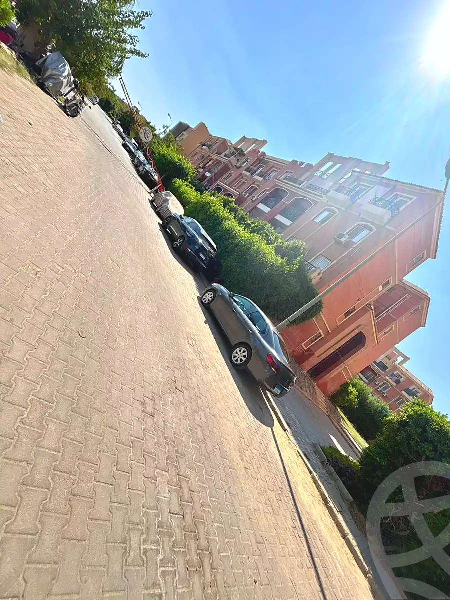 https://aqarmap.com.eg/ar/listing/6708313-for-rent-cairo-el-sheikh-zayed-city-compounds-rawdet-zayed