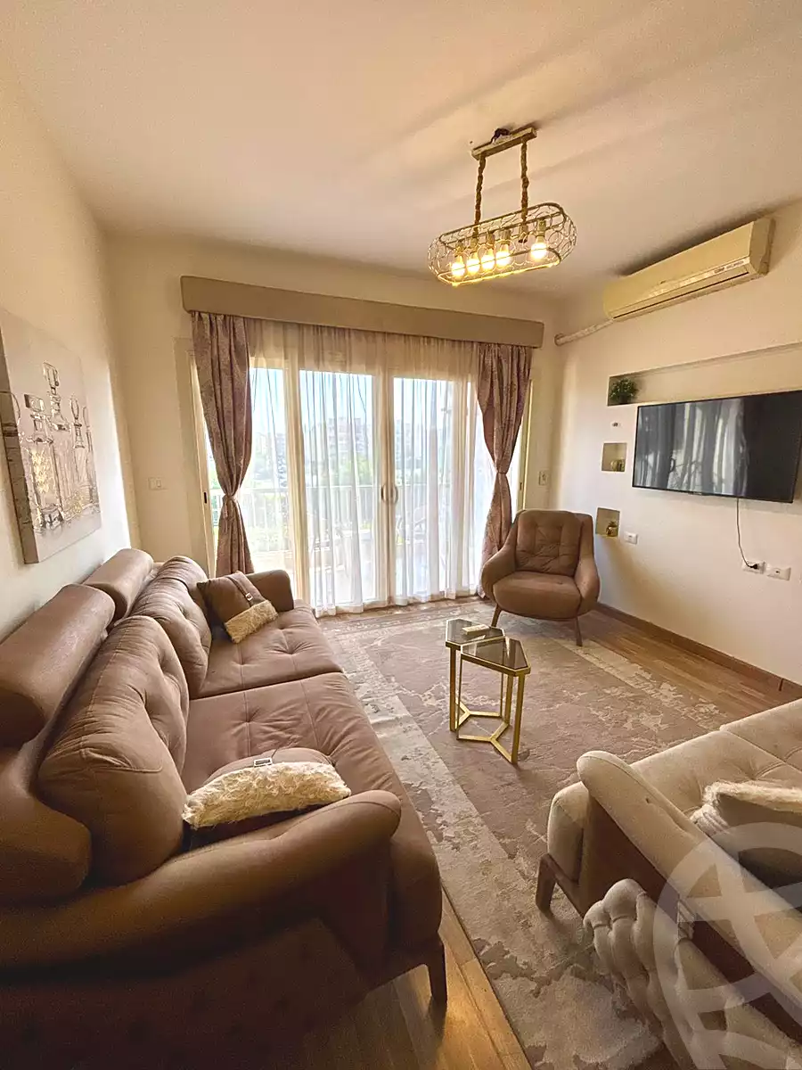 https://aqarmap.com.eg/ar/listing/6708346-for-rent-cairo-el-sheikh-zayed-city-compounds-dh-drys