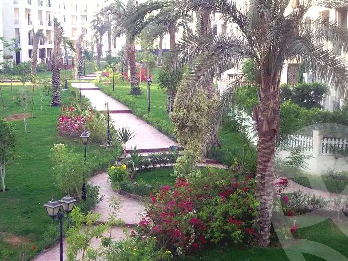 https://aqarmap.com.eg/ar/listing/6708489-for-sale-cairo-el-sheikh-zayed-city-compounds-hadayek-el-mohandiseen