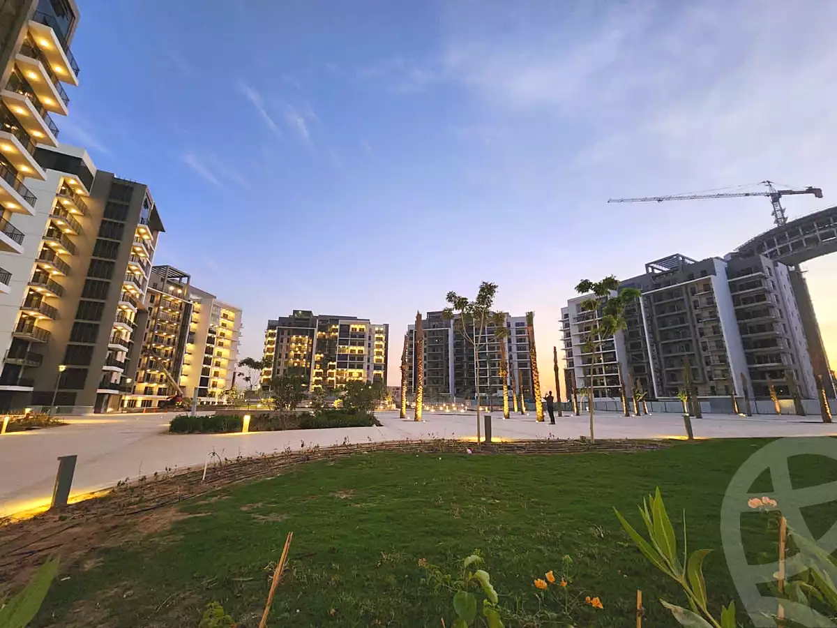 https://aqarmap.com.eg/ar/listing/6708537-for-sale-cairo-el-sheikh-zayed-city-compounds-zyd-wr-llttwyr-z-tower