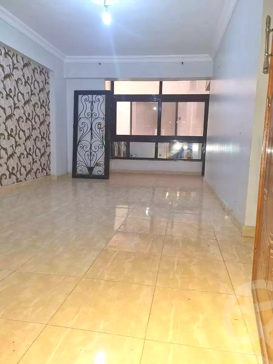https://aqarmap.com.eg/ar/listing/6708973-for-rent-alexandria-sydy-bshr