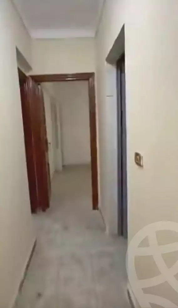 https://aqarmap.com.eg/ar/listing/6709660-for-sale-alexandria-miami-khld-bn-lwlyd