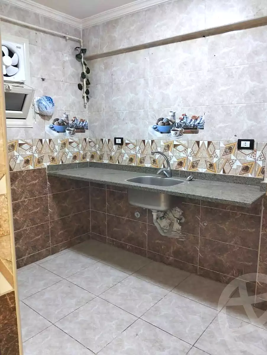 https://aqarmap.com.eg/ar/listing/6709768-for-rent-alexandria-sydy-bshr-sydy-bshr-bhry-gamal-abd-el-nasir-st