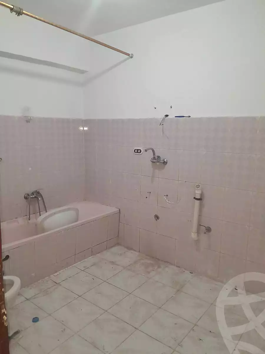 https://aqarmap.com.eg/en/listing/6709844-for-sale-alexandria-l-jmy-el-hanouvel