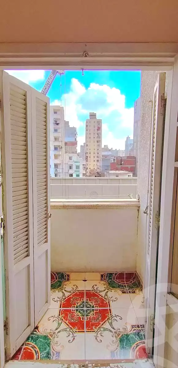 https://aqarmap.com.eg/ar/listing/6709894-for-rent-alexandria-sydy-bshr-shr-mlk-hfny