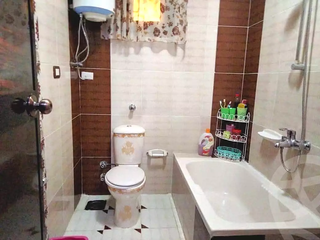 https://aqarmap.com.eg/ar/listing/6710116-for-sale-alexandria-l-jmy-lbytsh-ain-shams-st