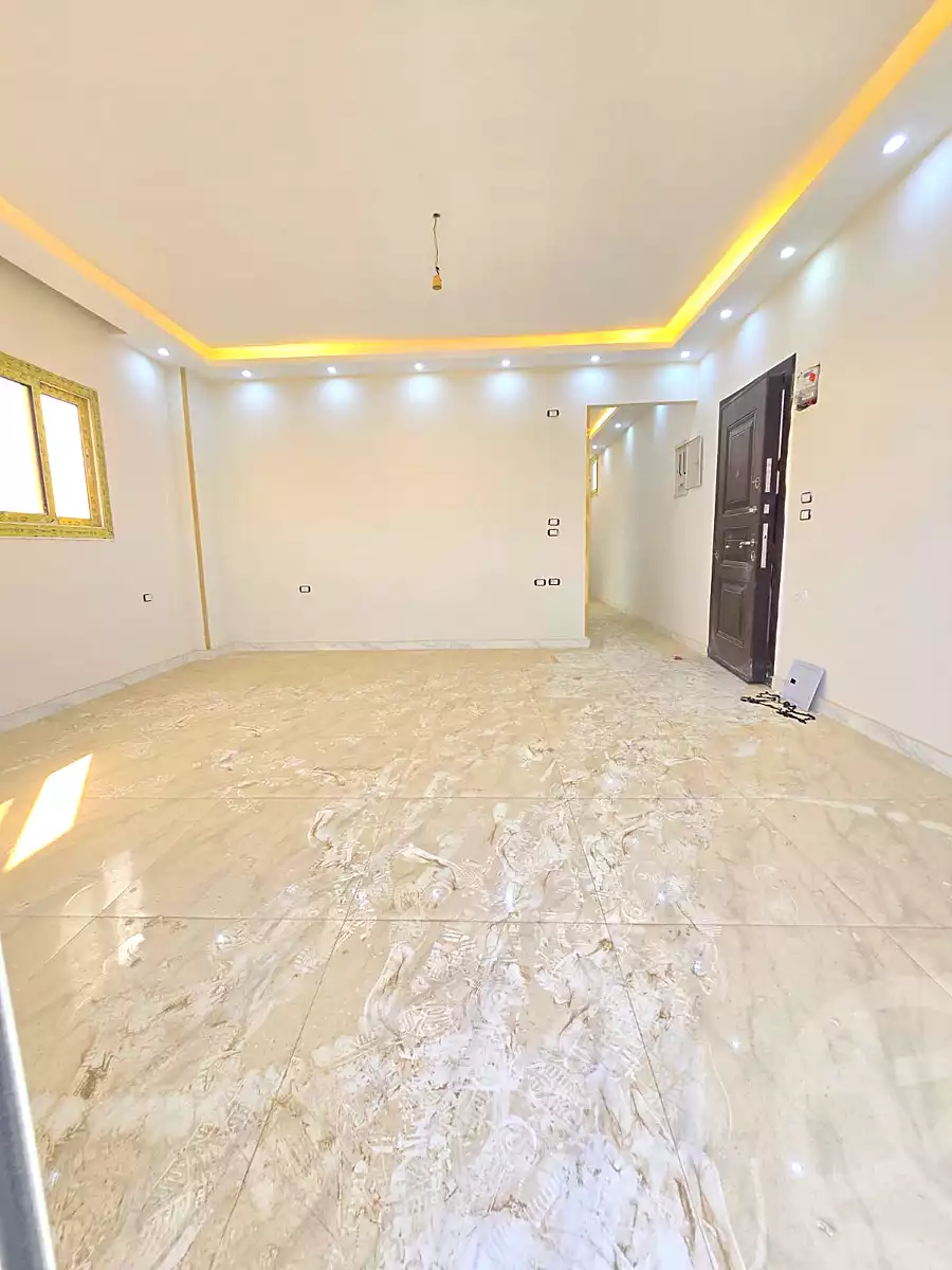 https://aqarmap.com.eg/ar/listing/6710417-for-sale-cairo-6th-of-october-el-ahyaa-neighborhood-1st-al-maahad
