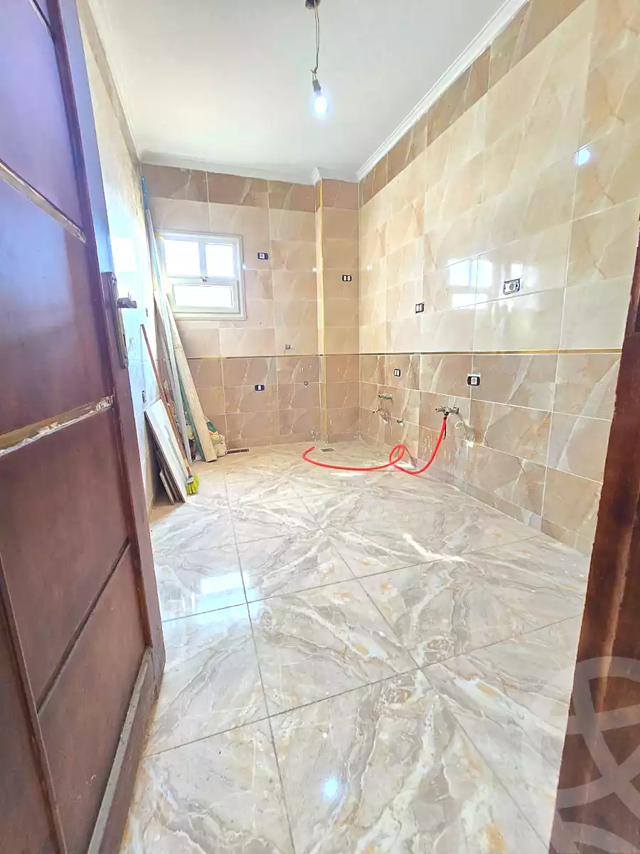 https://aqarmap.com.eg/ar/listing/6710417-for-sale-cairo-6th-of-october-el-ahyaa-neighborhood-1st-al-maahad