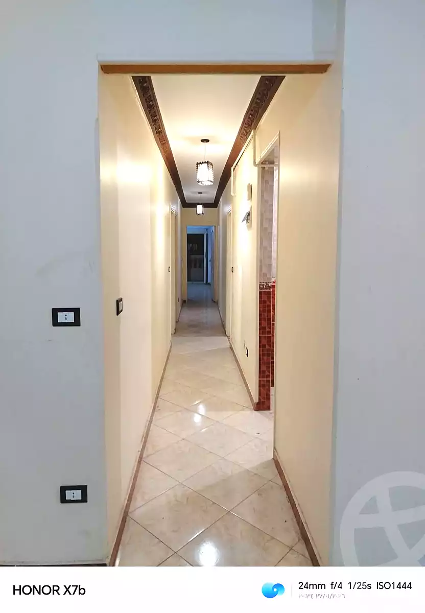 https://aqarmap.com.eg/ar/listing/6710960-for-sale-alexandria-new-miami-eskot