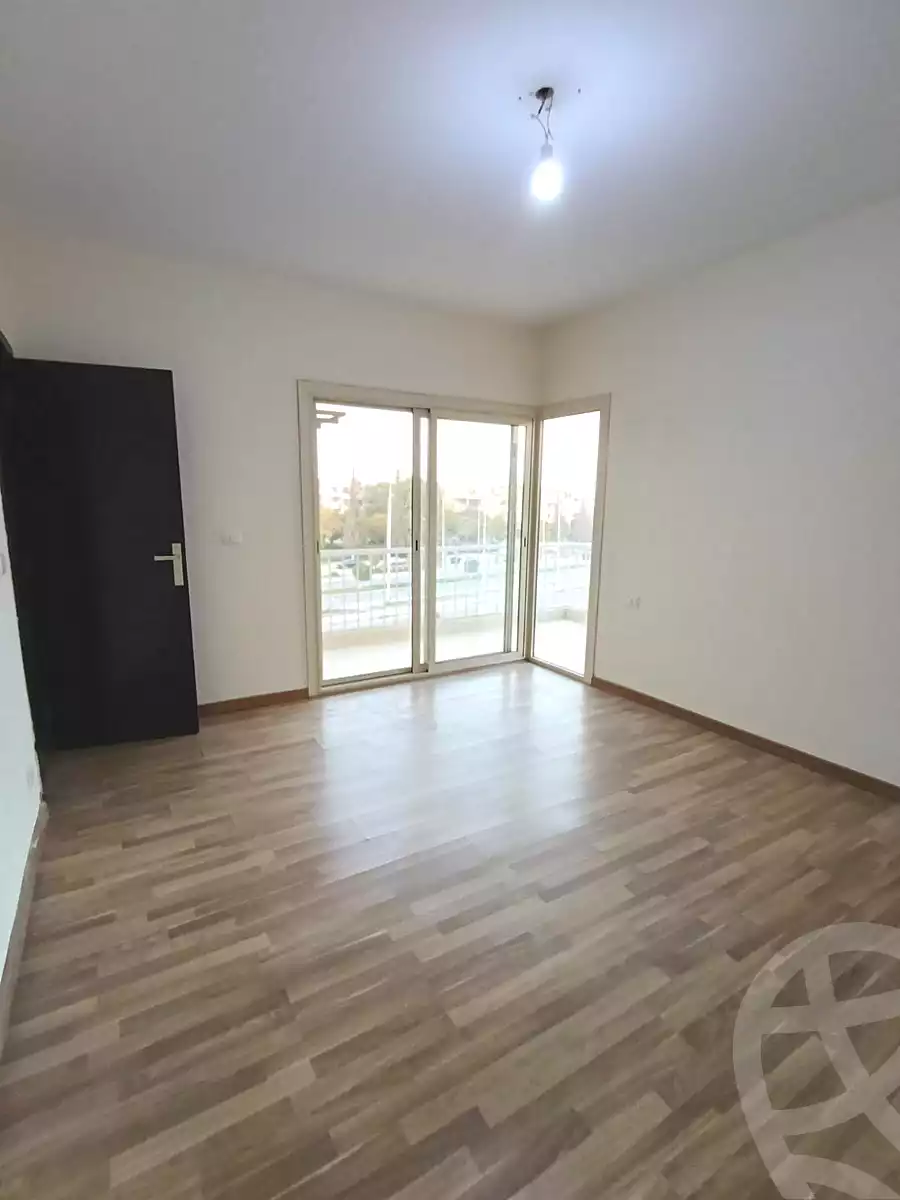 https://aqarmap.com.eg/en/listing/6712194-for-sale-cairo-el-sheikh-zayed-city-compounds-dh-drys