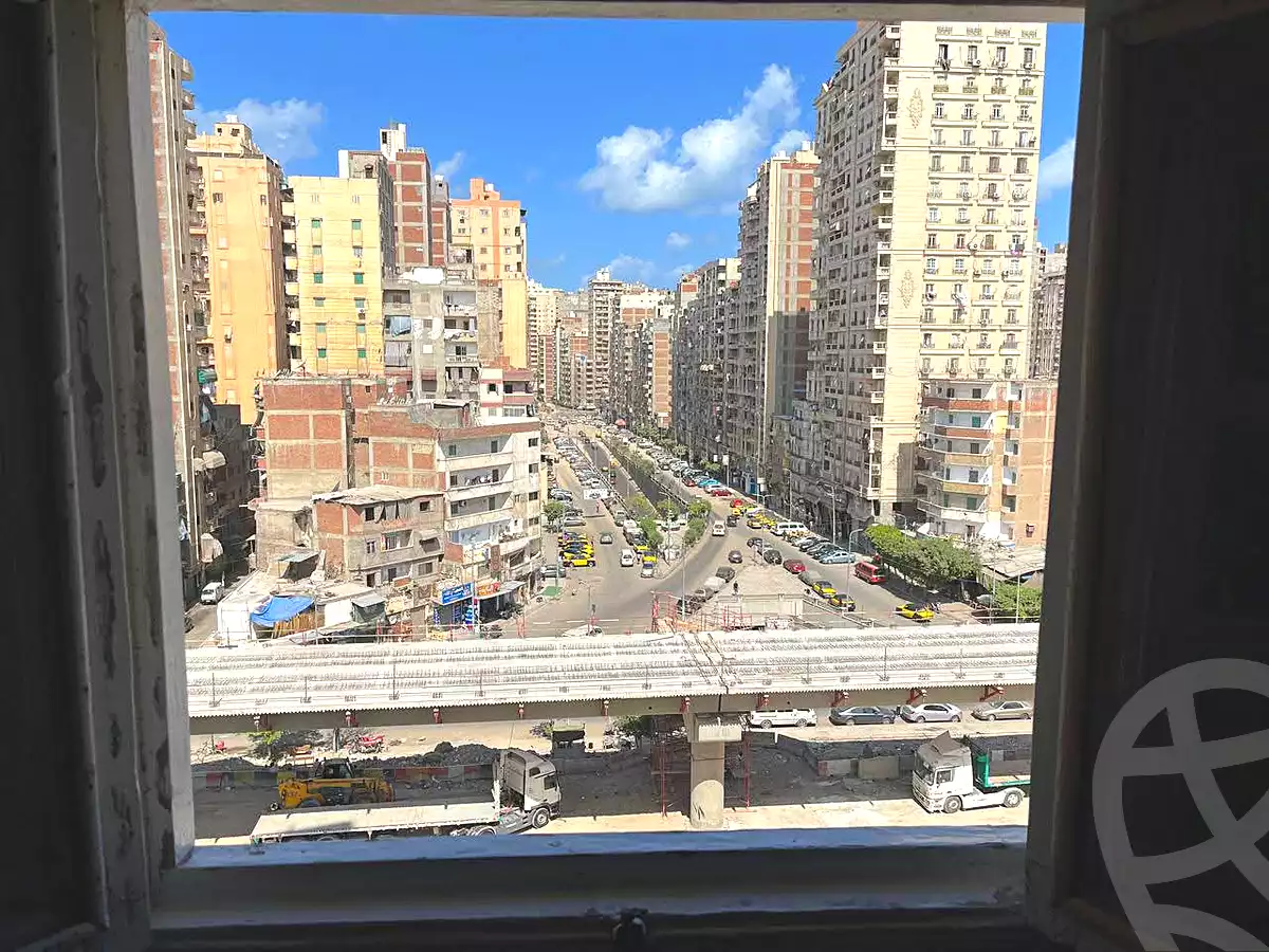 https://aqarmap.com.eg/ar/listing/6713408-for-sale-alexandria-sydy-bshr-shr-mlk-hfny