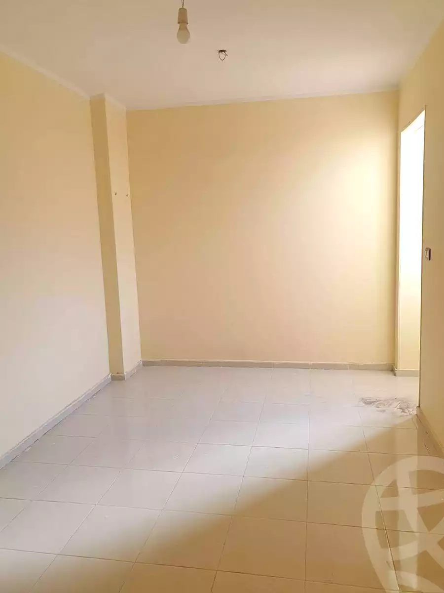 https://aqarmap.com.eg/ar/listing/6713895-for-rent-cairo-helwan-helwan-el-sharkeya-saleh-sobhy-st