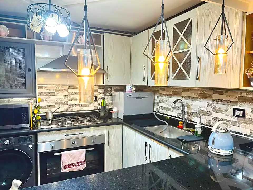 https://aqarmap.com.eg/ar/listing/6714039-for-sale-alexandria-sydy-bshr-sydy-bshr-qbly-rd-lfdly