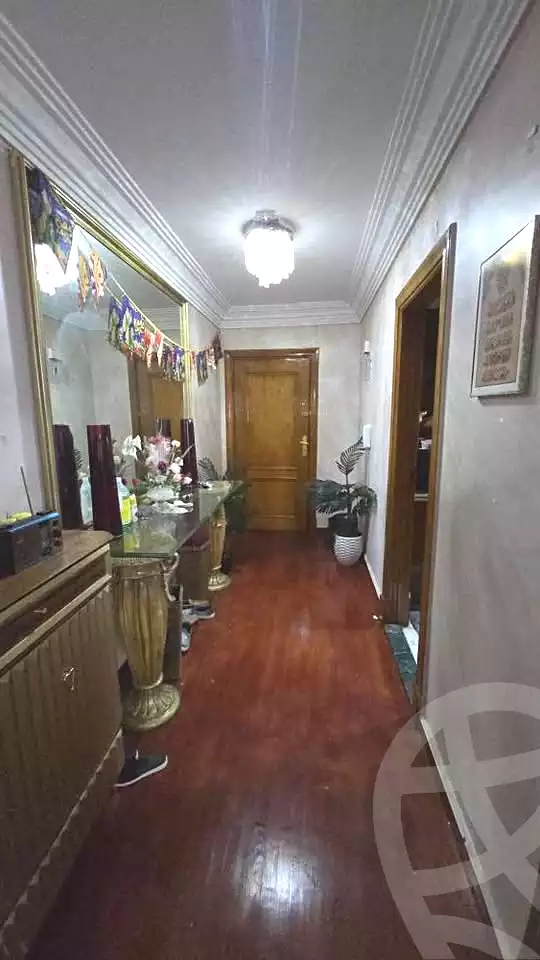 https://aqarmap.com.eg/ar/listing/6714548-for-sale-alexandria-lauran