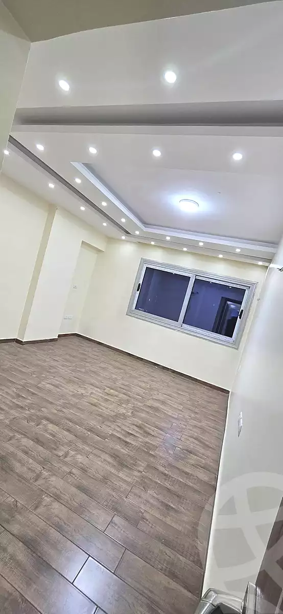 https://aqarmap.com.eg/ar/listing/6714736-for-rent-cairo-helwan-ahmed-enci-st