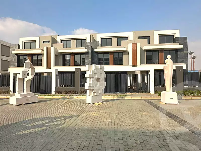 https://aqarmap.com.eg/ar/listing/6714849-for-sale-cairo-new-cairo-compounds-el-patio-town-compound-la-vista