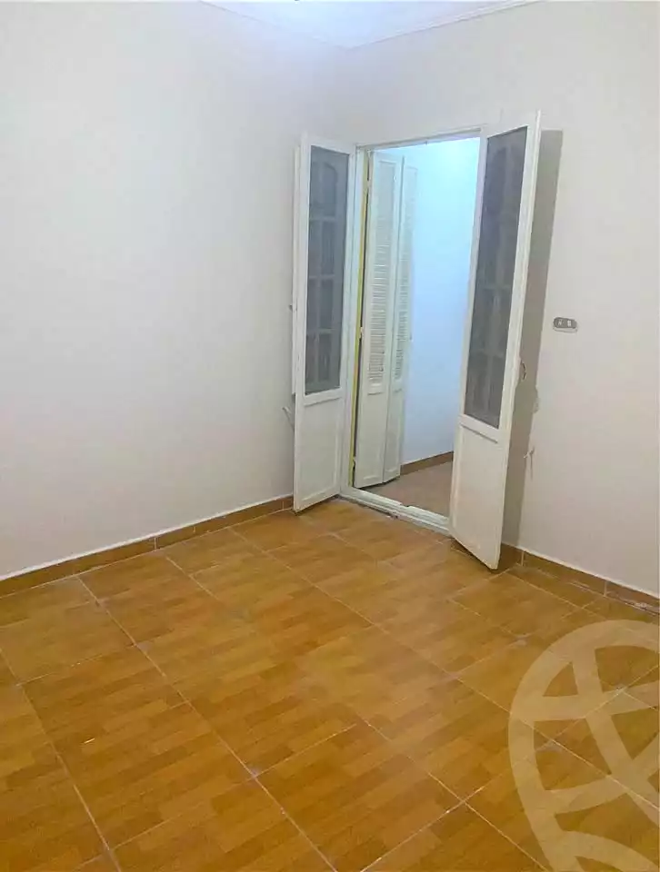 https://aqarmap.com.eg/ar/listing/6715041-for-sale-alexandria-sydy-bshr-sydy-bshr-bhry-gamal-abd-el-nasir-st