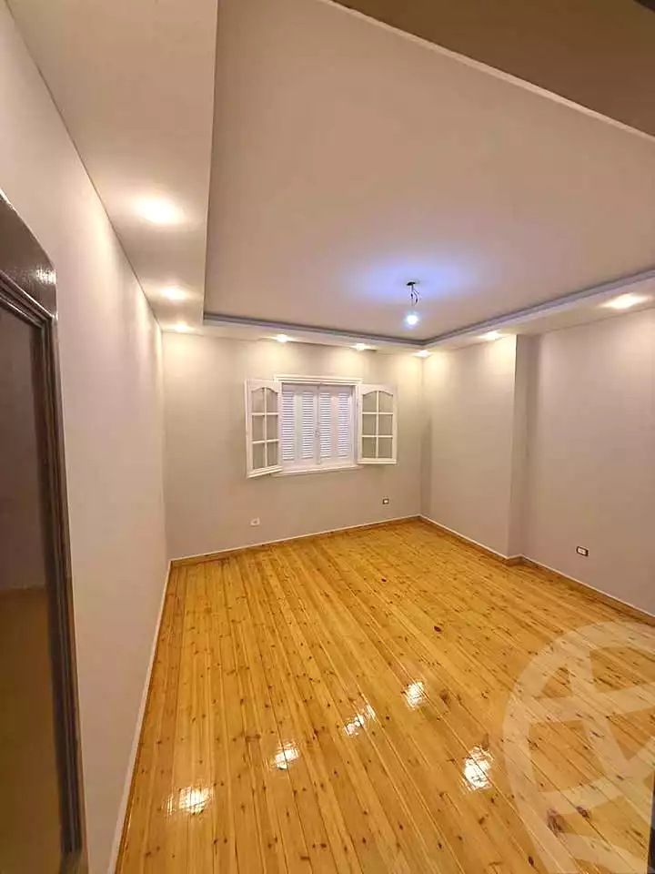 https://aqarmap.com.eg/ar/listing/6715448-for-sale-alexandria-glim