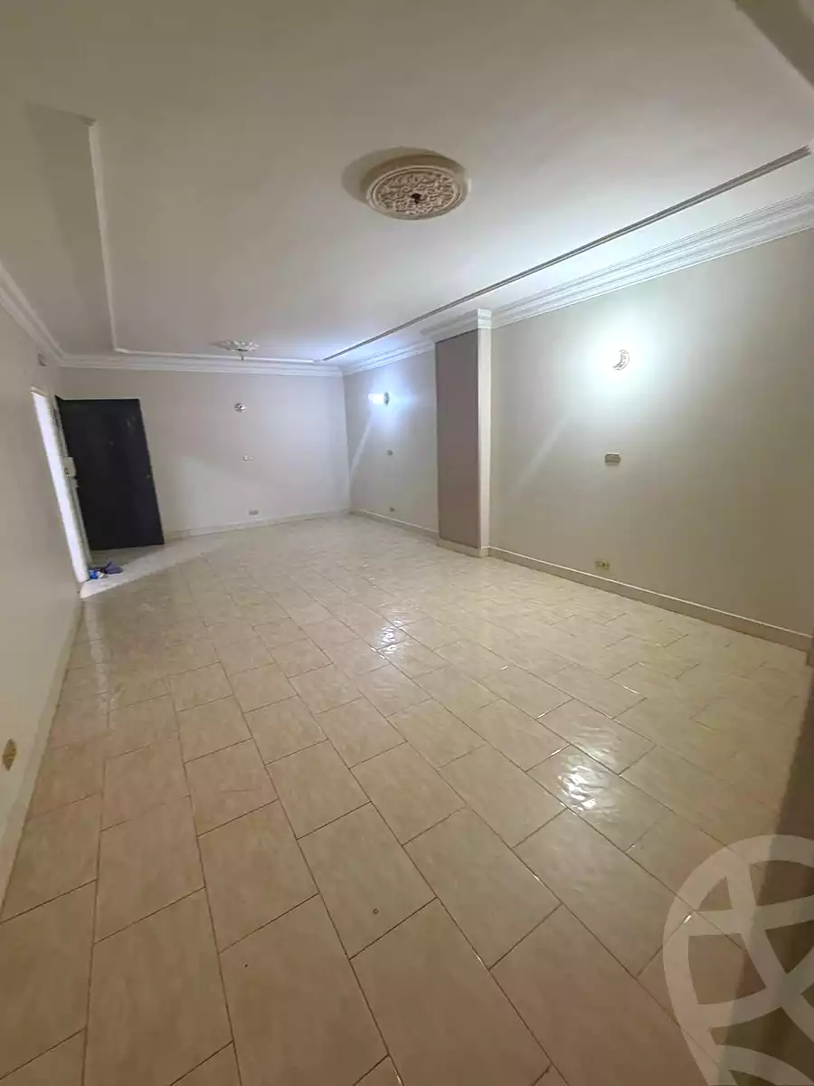 https://aqarmap.com.eg/ar/listing/6716004-for-rent-cairo-helwan-helwan-el-sharkeya-el-maraghi-st