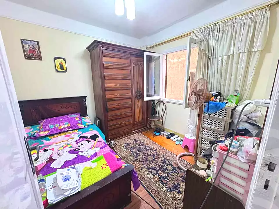 https://aqarmap.com.eg/ar/listing/6717136-for-sale-alexandria-moharram-bey-saleh-al-hedini-st