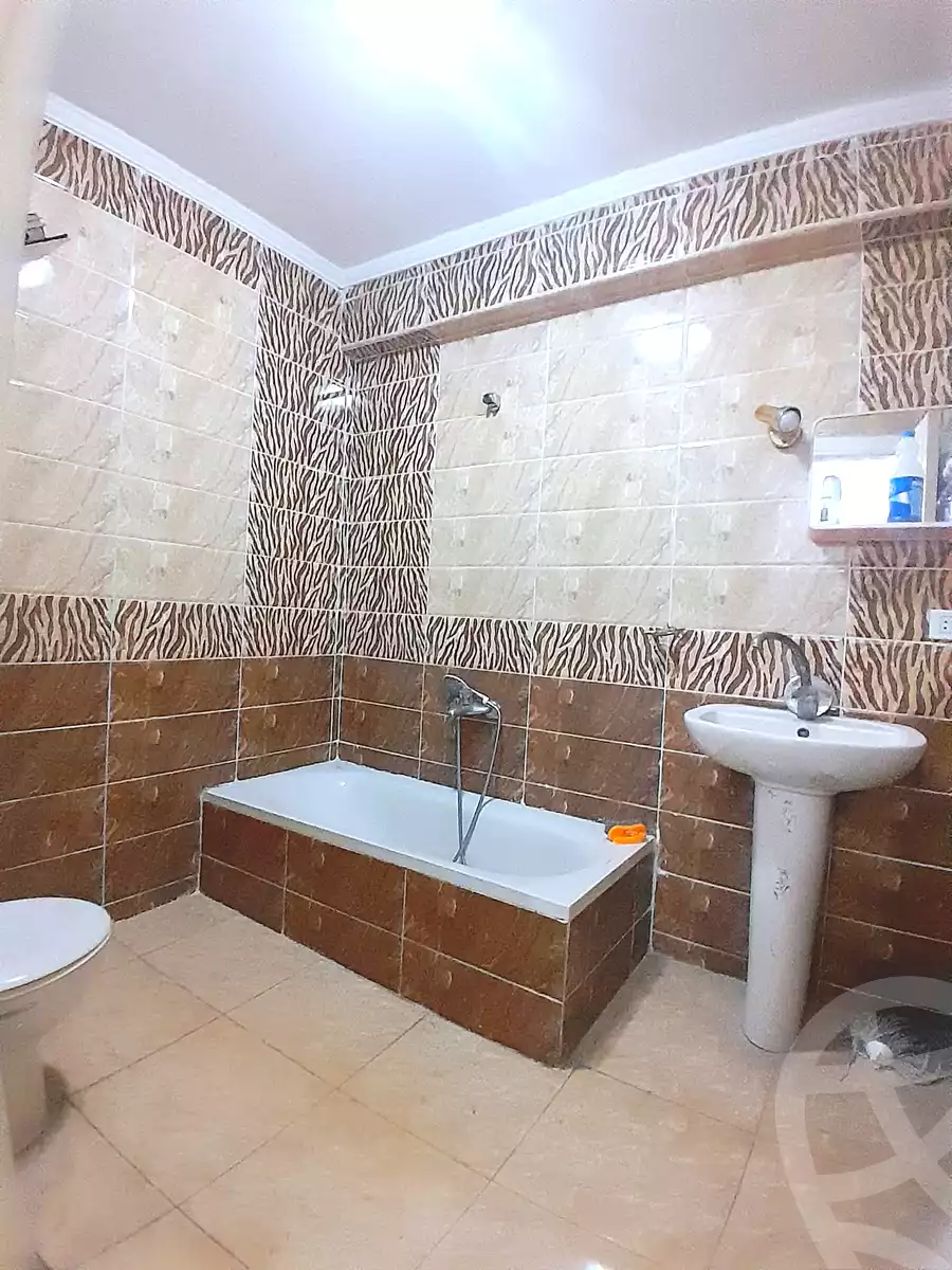 https://aqarmap.com.eg/en/listing/6717178-for-sale-alexandria-el-asafra-l-sfr-bhry