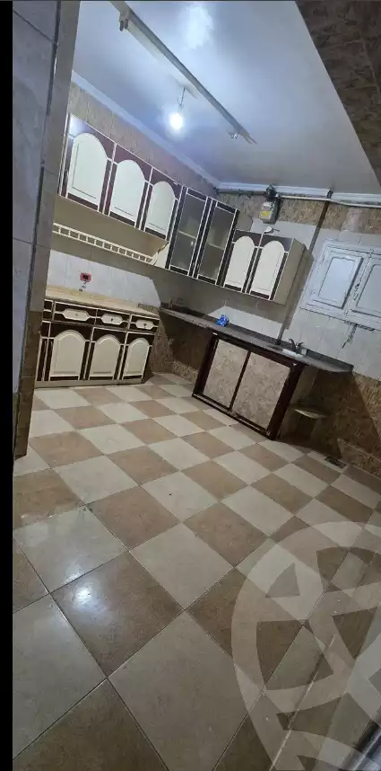 https://aqarmap.com.eg/ar/listing/6717427-for-rent-cairo-helwan-helwan-el-sharkeya-heidar-st