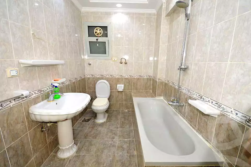 https://aqarmap.com.eg/ar/listing/6717652-for-sale-alexandria-camp-cesar-port-said-street