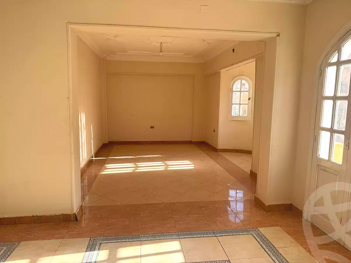 https://aqarmap.com.eg/ar/listing/6718056-for-rent-cairo-6th-of-october-el-ahyaa-neighborhood-3rd-al-hay-al-thalith-st