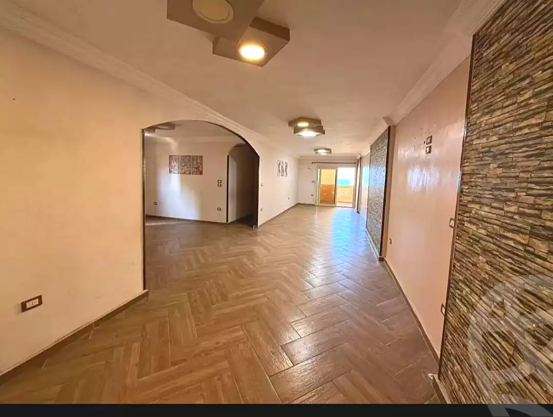 https://aqarmap.com.eg/ar/listing/6718173-for-sale-alexandria-camp-cesar-port-said-street