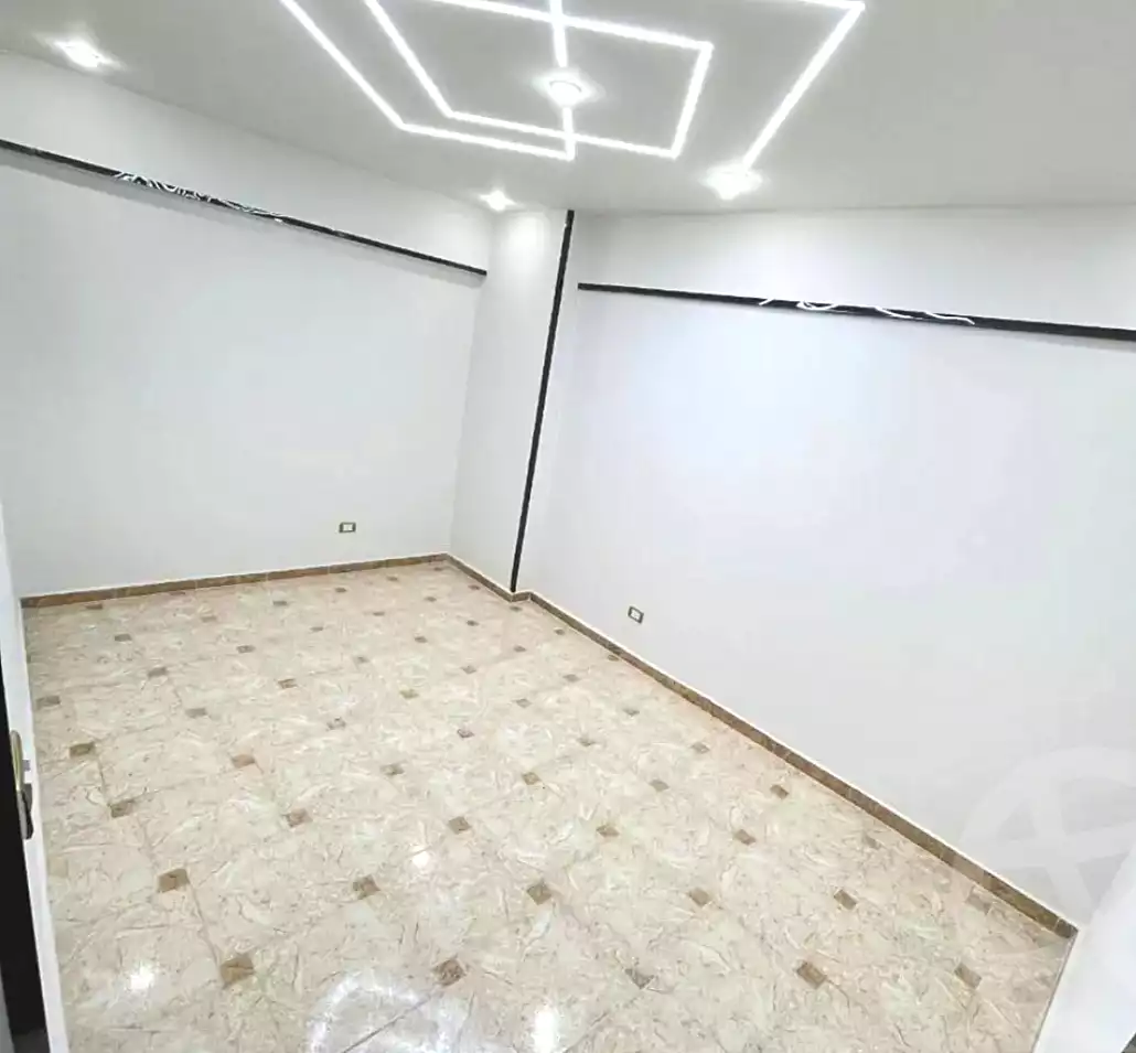 https://aqarmap.com.eg/ar/listing/6718260-for-sale-alexandria-lsywf-el-falki
