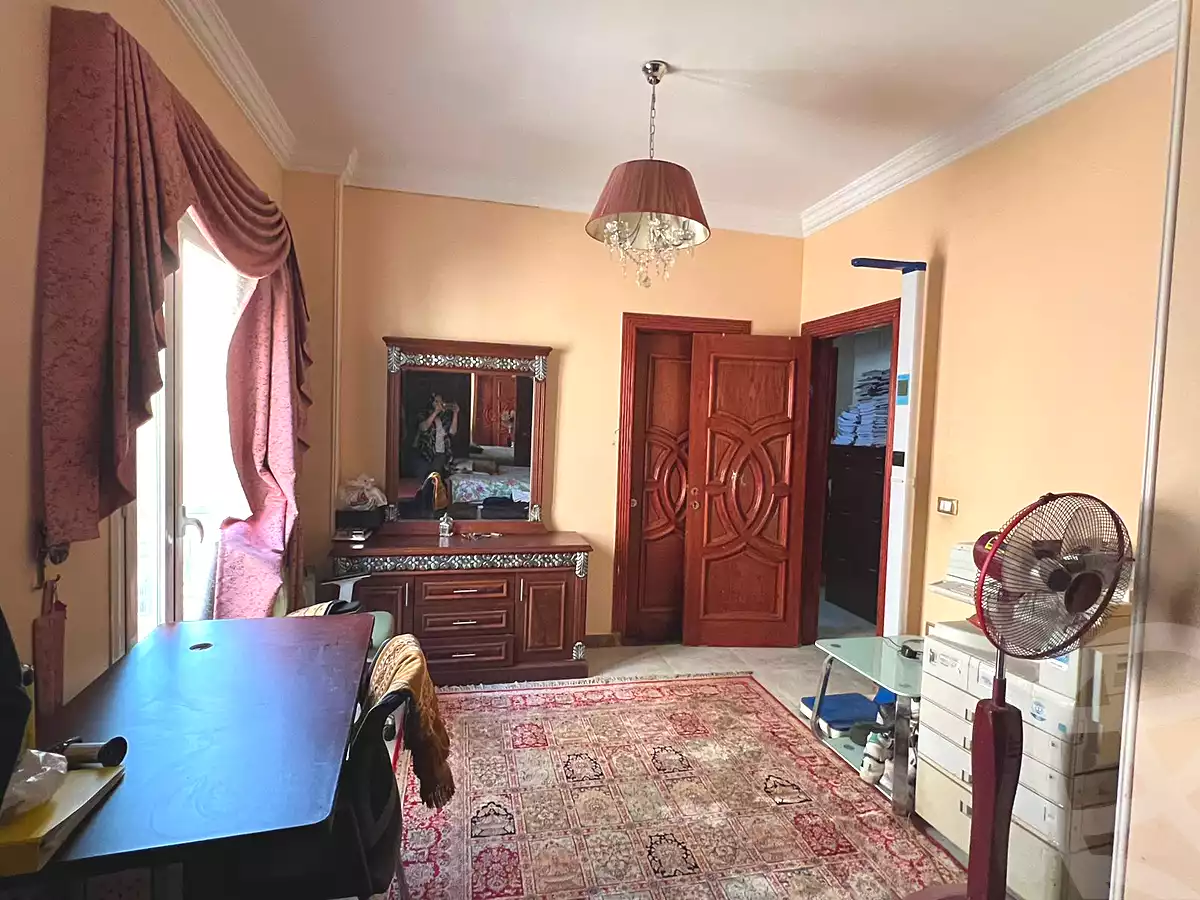 https://aqarmap.com.eg/ar/listing/6718424-for-sale-cairo-6th-of-october-el-ahyaa-neighborhood-3rd-al-hay-al-thalith-st