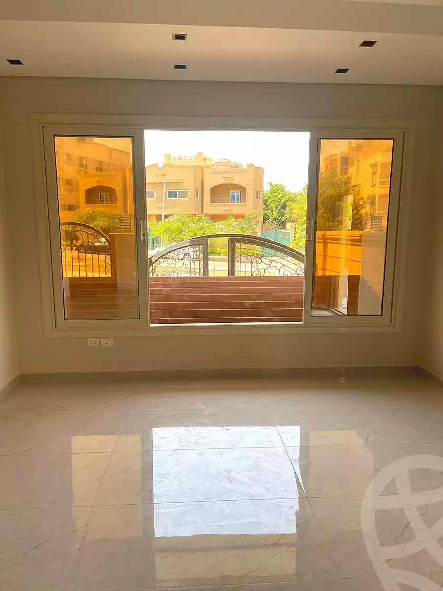 https://aqarmap.com.eg/ar/listing/6718653-for-sale-cairo-new-cairo-ganob-el-akadamiya-south-academy-z