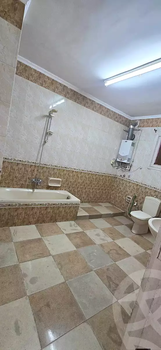 https://aqarmap.com.eg/en/listing/6719565-for-rent-cairo-helwan-helwan-el-sharkeya-heidar-st