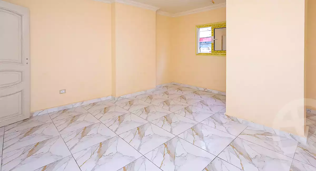 https://aqarmap.com.eg/ar/listing/6721247-for-sale-alexandria-moharram-bey-moharram-bek-st