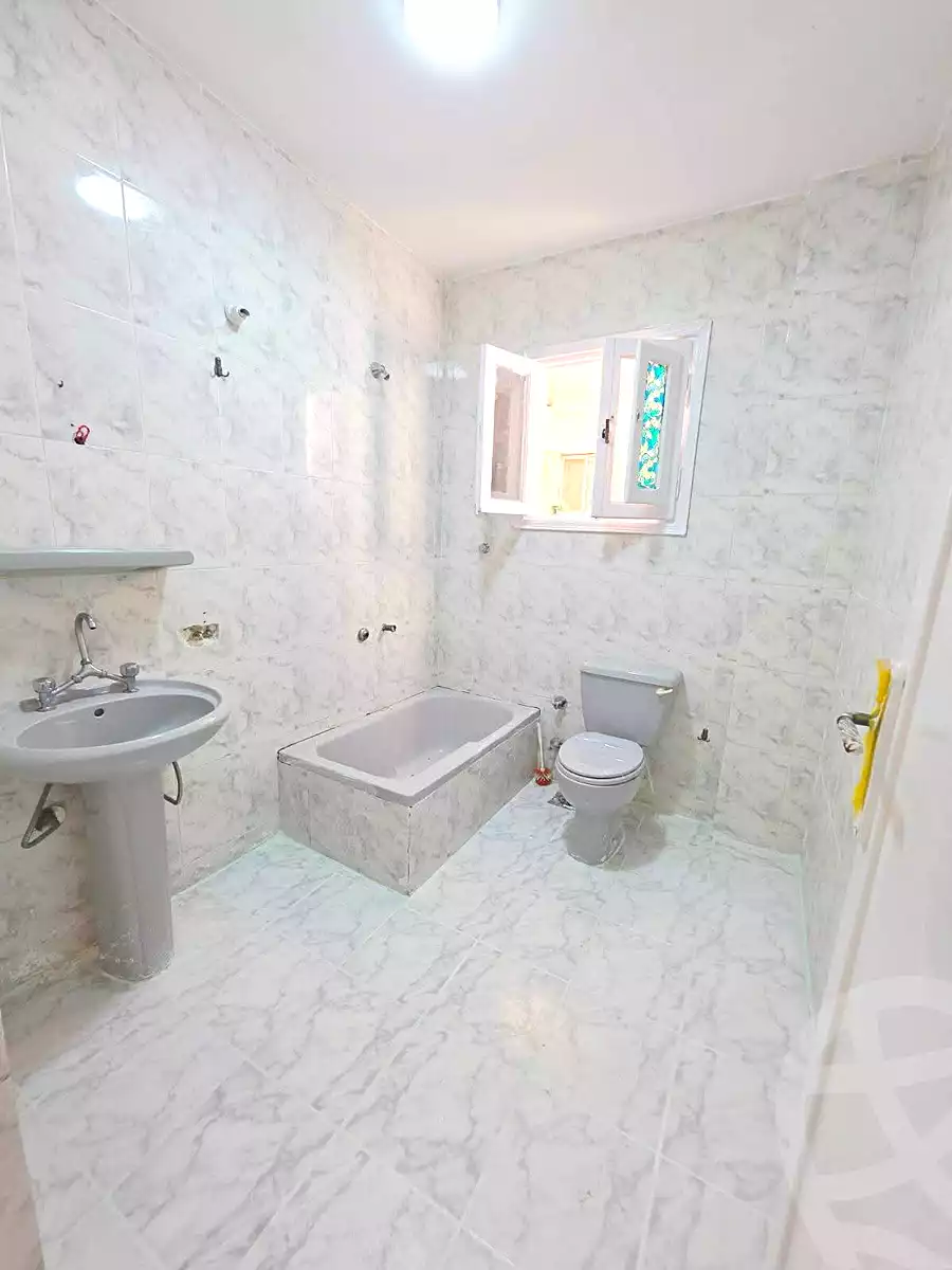https://aqarmap.com.eg/ar/listing/6721860-for-sale-alexandria-l-jmy-shataa-el-nakheel