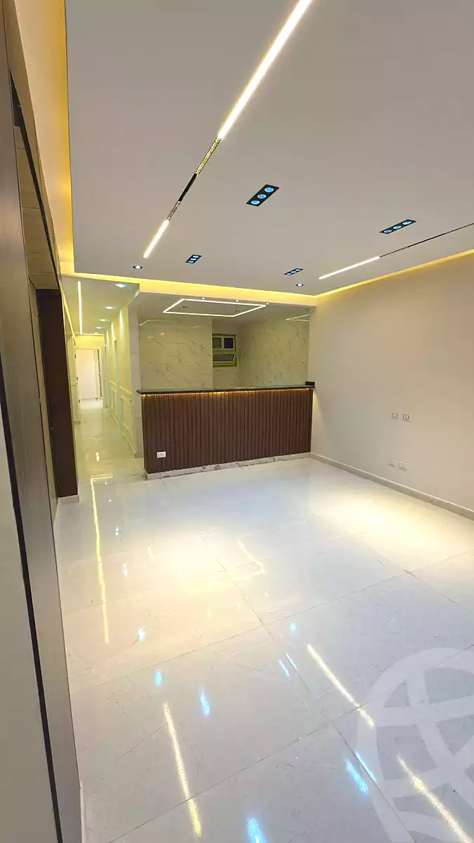 https://aqarmap.com.eg/ar/listing/6722953-for-sale-cairo-6th-of-october-el-ahyaa-neighborhood-2nd-divided-from-al-kafrawei-st