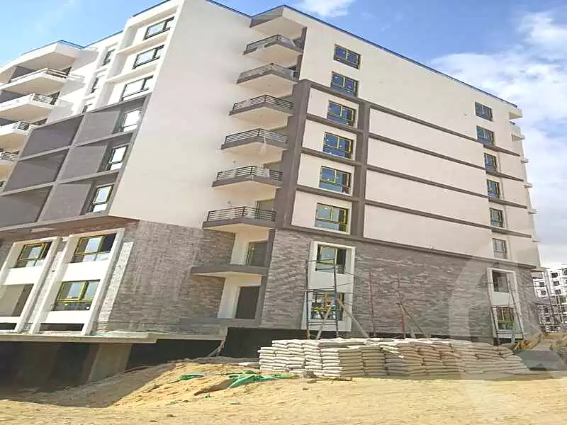 https://aqarmap.com.eg/ar/listing/6723001-for-sale-cairo-new-administrative-capital-r7-green-avenue